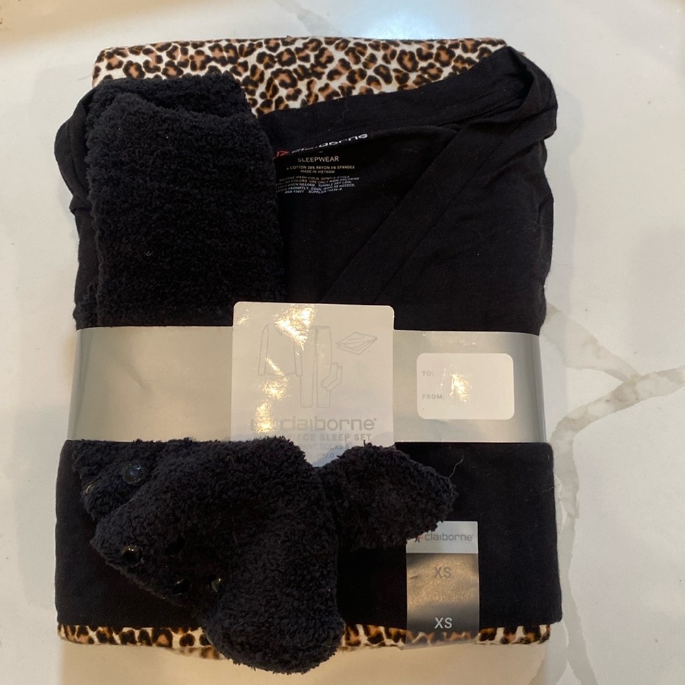 Liz Claiborne Cheetah Print & Black Pajama Set Size XS